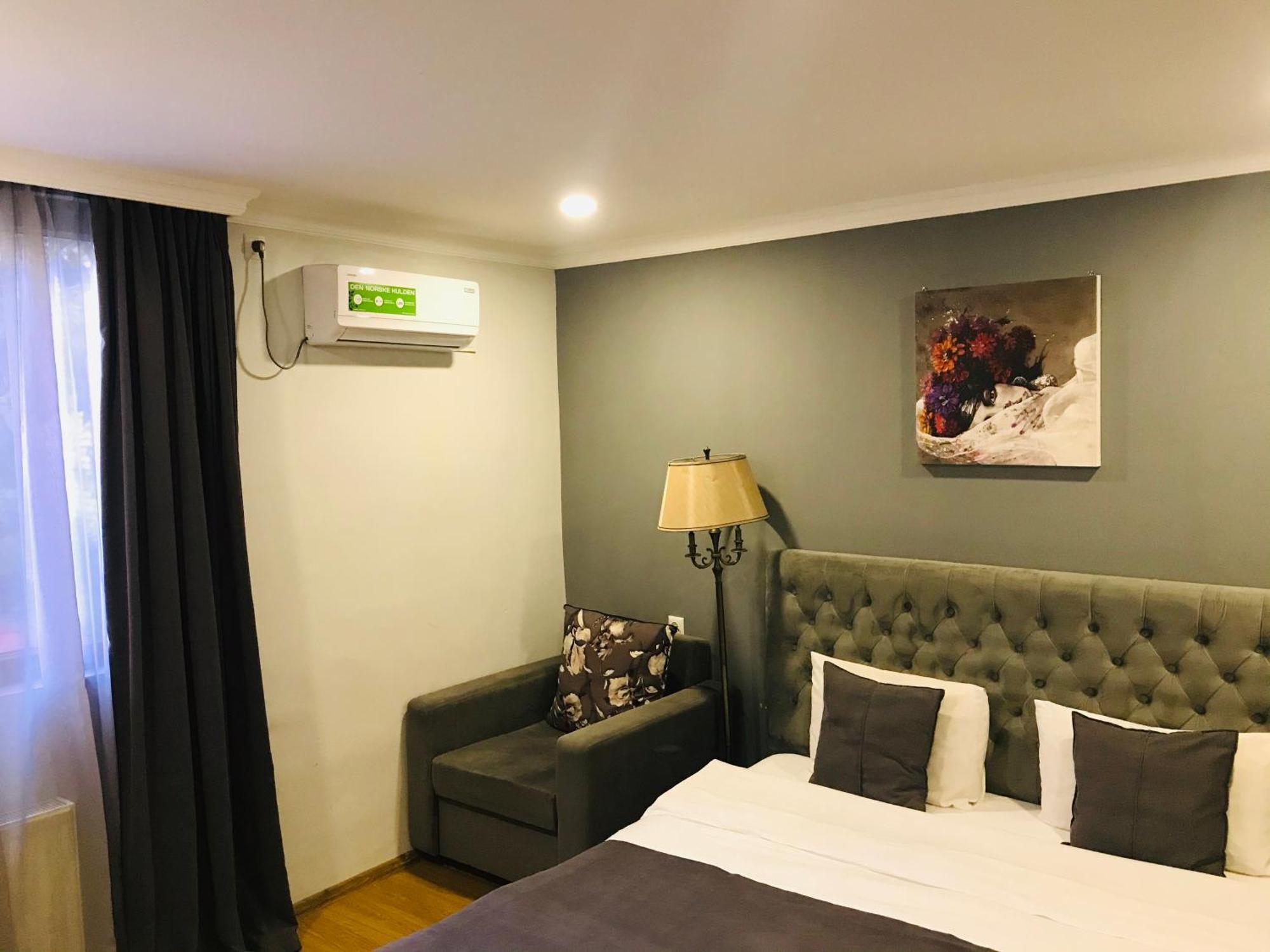 Book Hotel ティビリシ エクステリア 写真